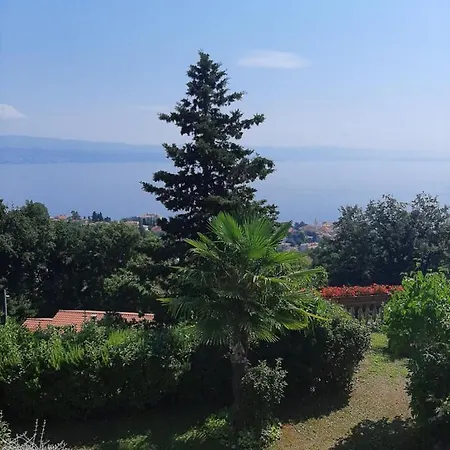House H-elios Vakantiehuis Lovran
